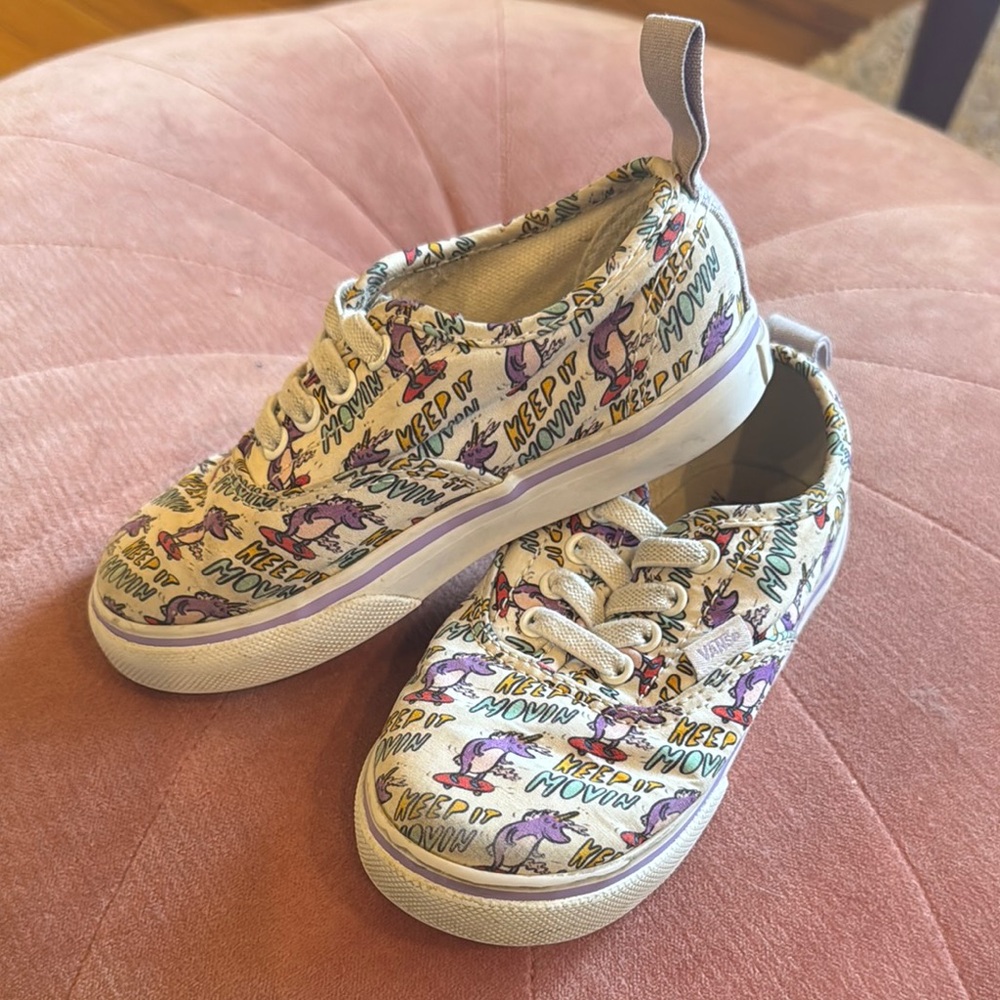 Vans Toddler 8 Unicorn Print Sneakers Stretch laces